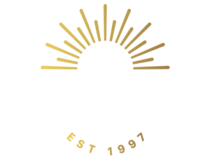 laecwador logo tais kuldne valge